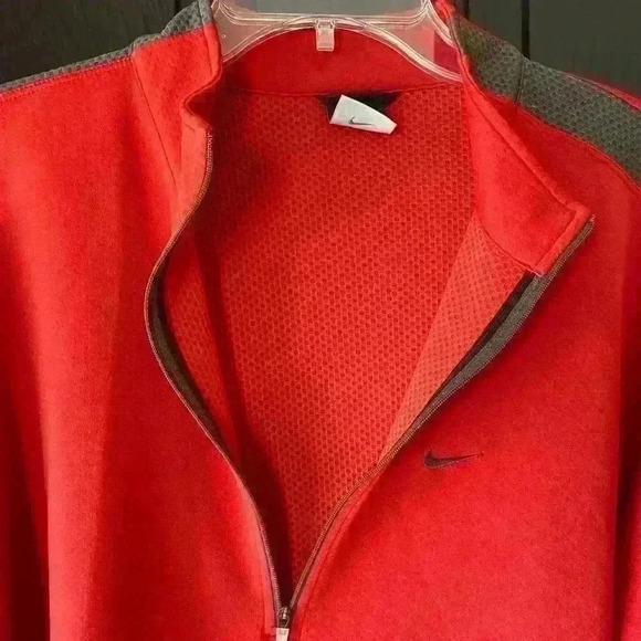 Nike Men’s Waffle-Lined 1/2 Zip Drifit Pullover. Large - Picture 5 of 12